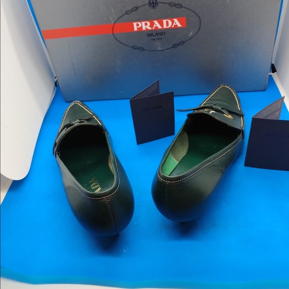 🔥PRADA Green Leather Loafer Women’s shoes size 36 1/2 - Picture 3 of 5